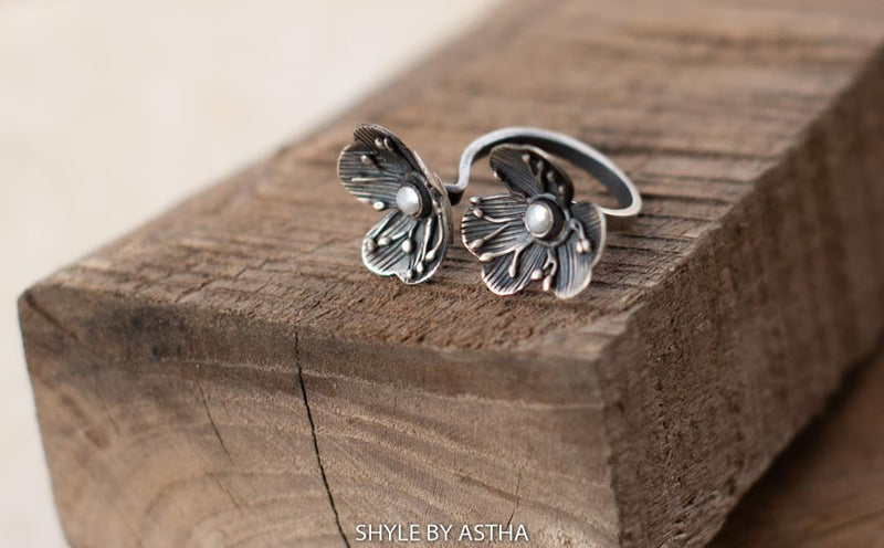 Qurbat Dual Flower Ring