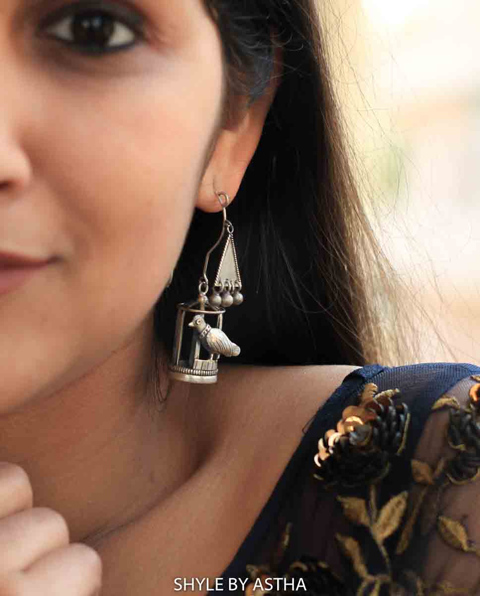 Qurbat Uncaged Ladder Hoops (2)