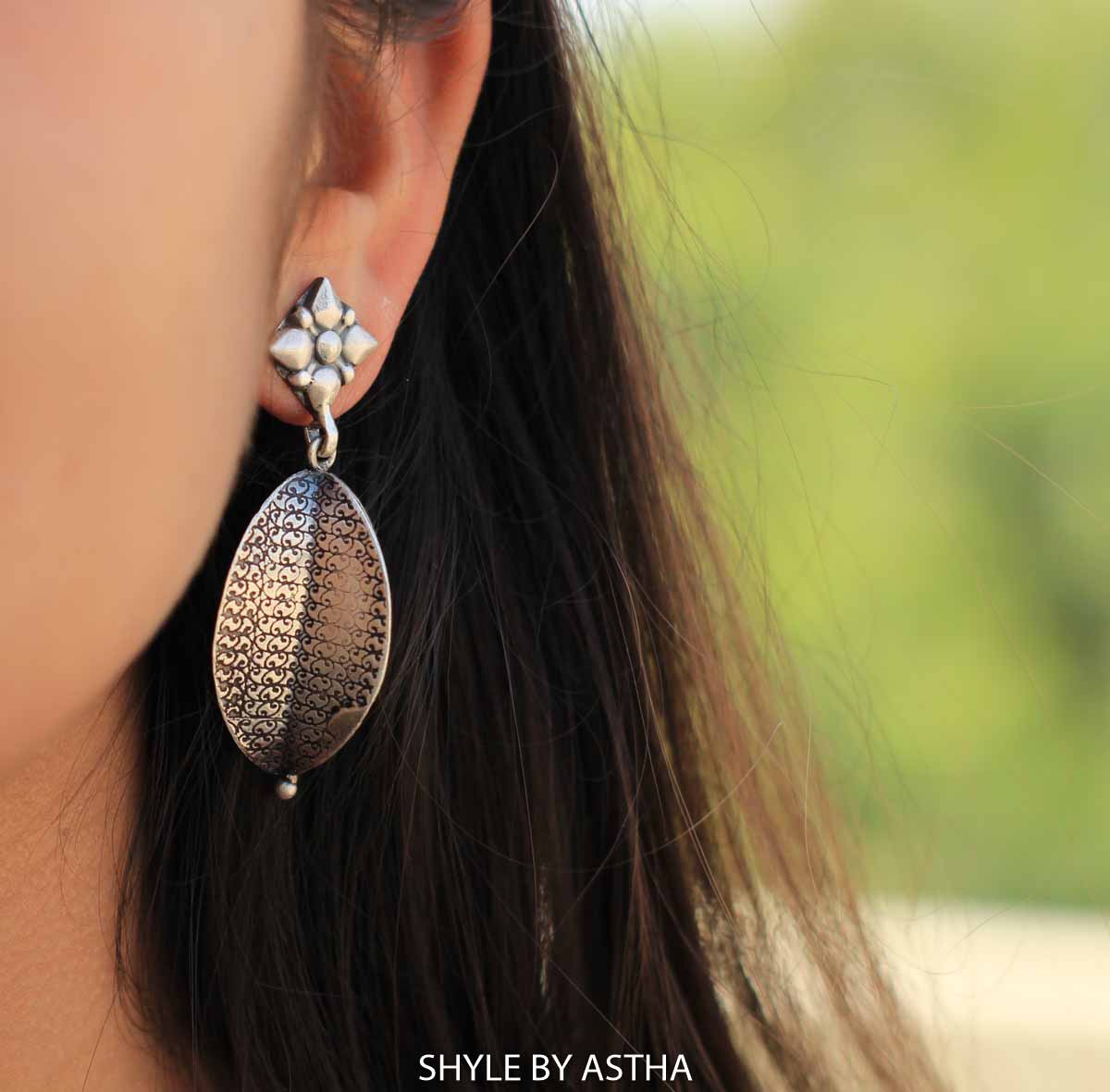 Moh Textured Drop Earrings