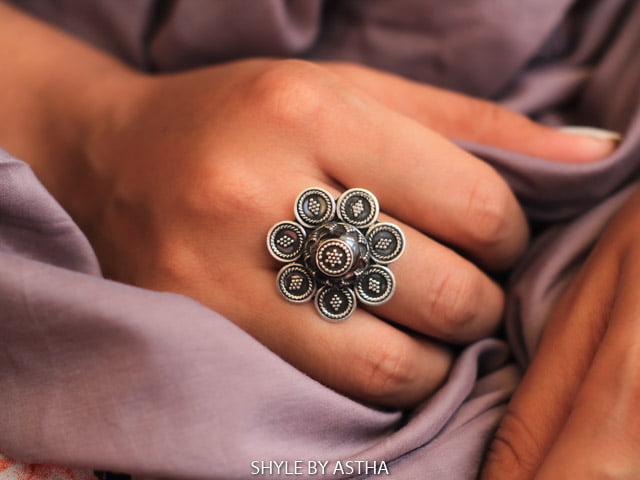 Adya Embossed Flower Ring