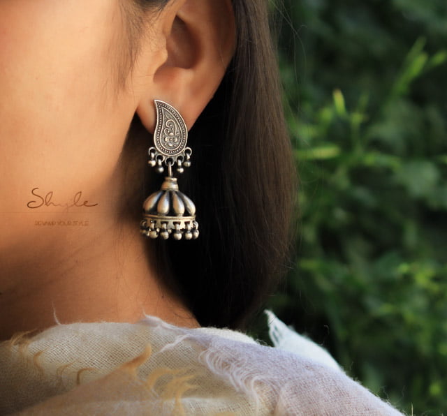 Dulari Carry Motif Carved Embossed Jhumki model