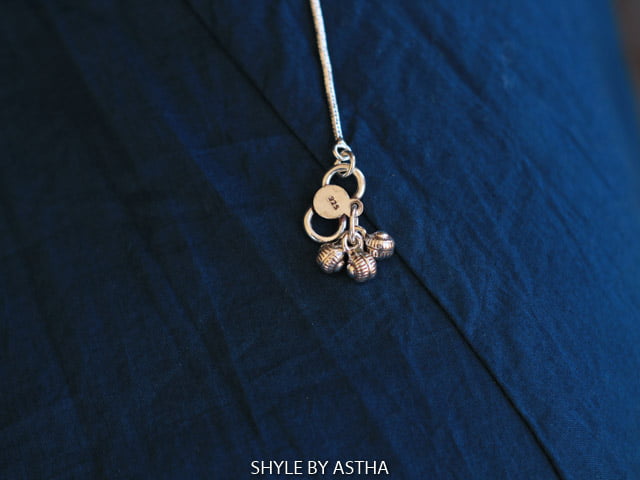 Adya Fine Embossed Anklet