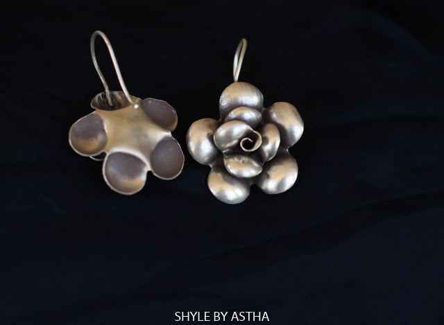 Adya Matte Rose Earrings