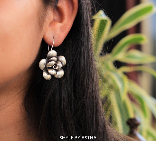 Adya Matte Rose Earrings