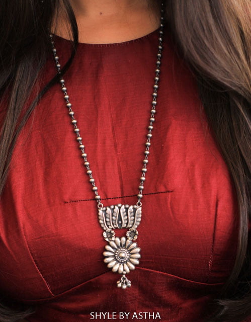Anvaya Lotus Flower Embossed Necklace