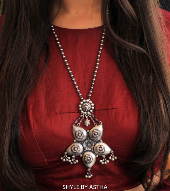 Tattva Classic Flora Ghughri Necklace