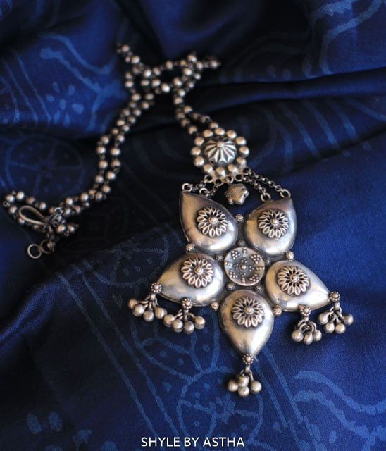 Tattva Classic Flora Ghughri Necklace