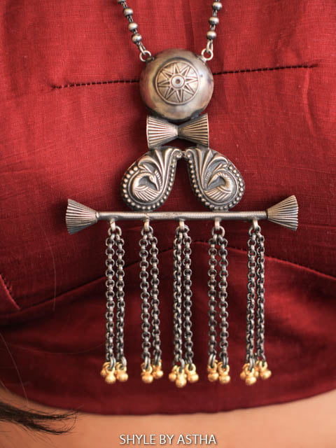 Tattva Detailed Classic Necklace