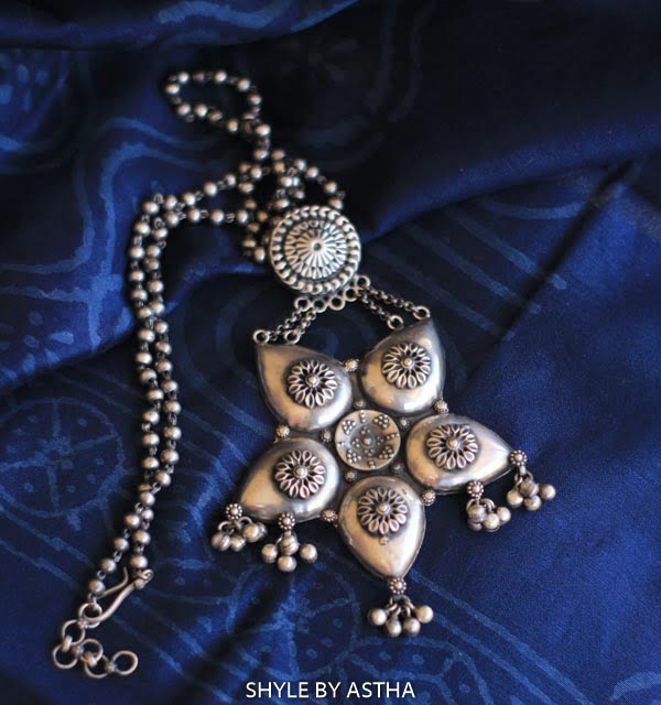 Tattva Classic Flora Ghughri Necklace