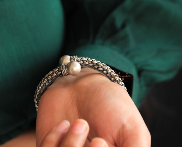 Mizoya Intricate Guthau Ball Kada back