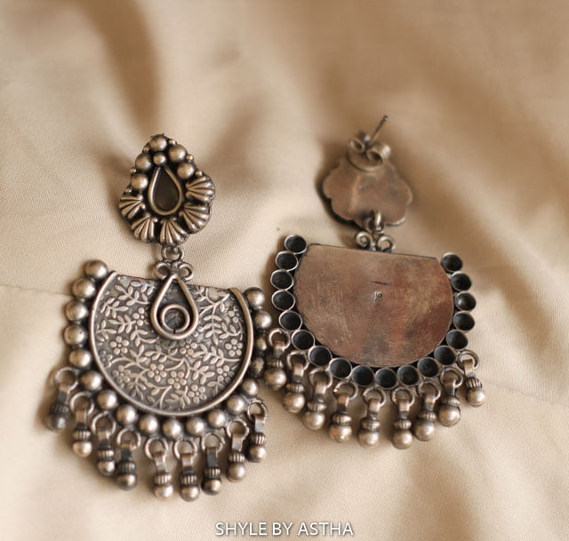 Mizoya Intricate Embossed Earrings