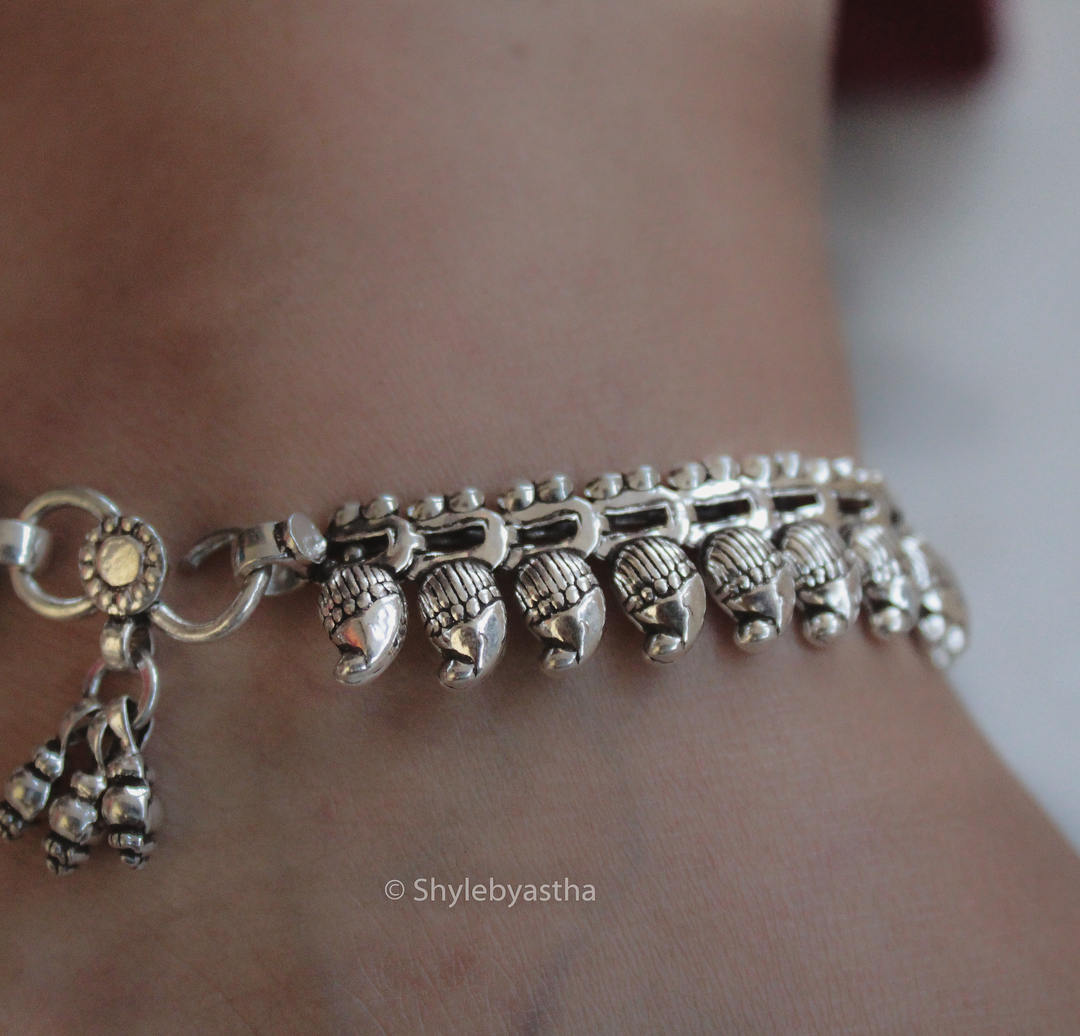 Jhumri Paisley Anklets