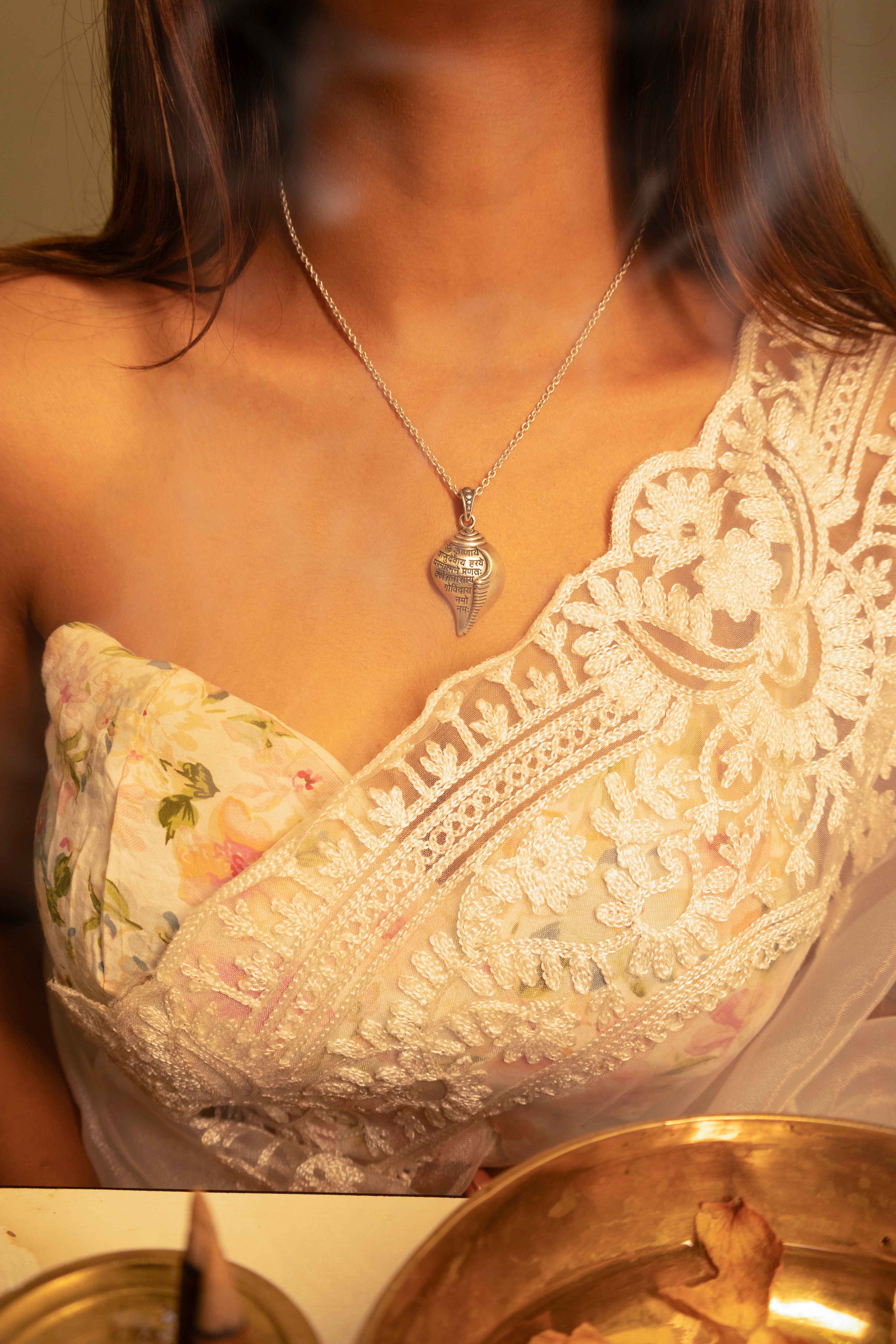 Krishna Vasudevaya Shri Krishna Shankha Necklace