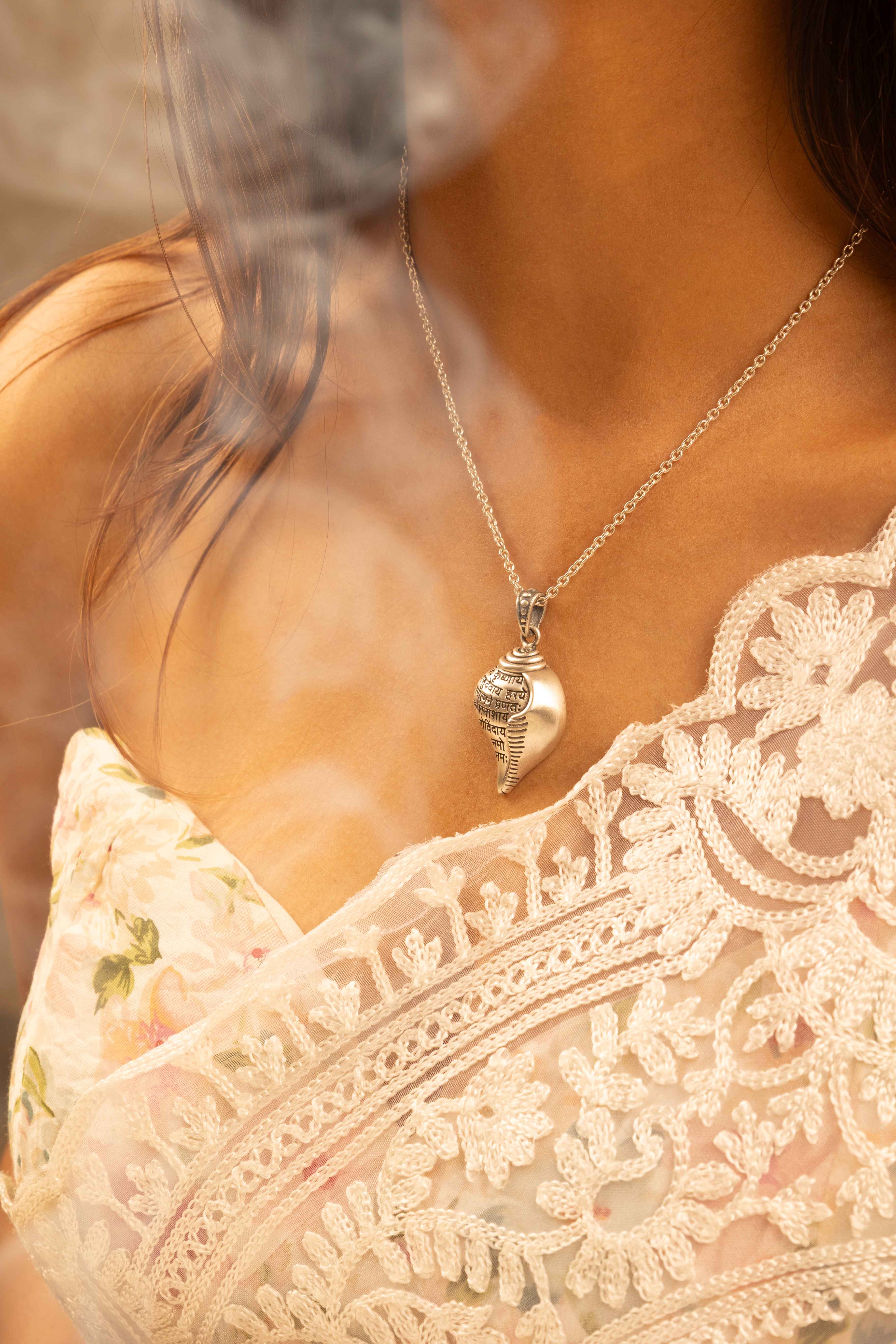 Krishna Vasudevaya Shri Krishna Shankha Necklace