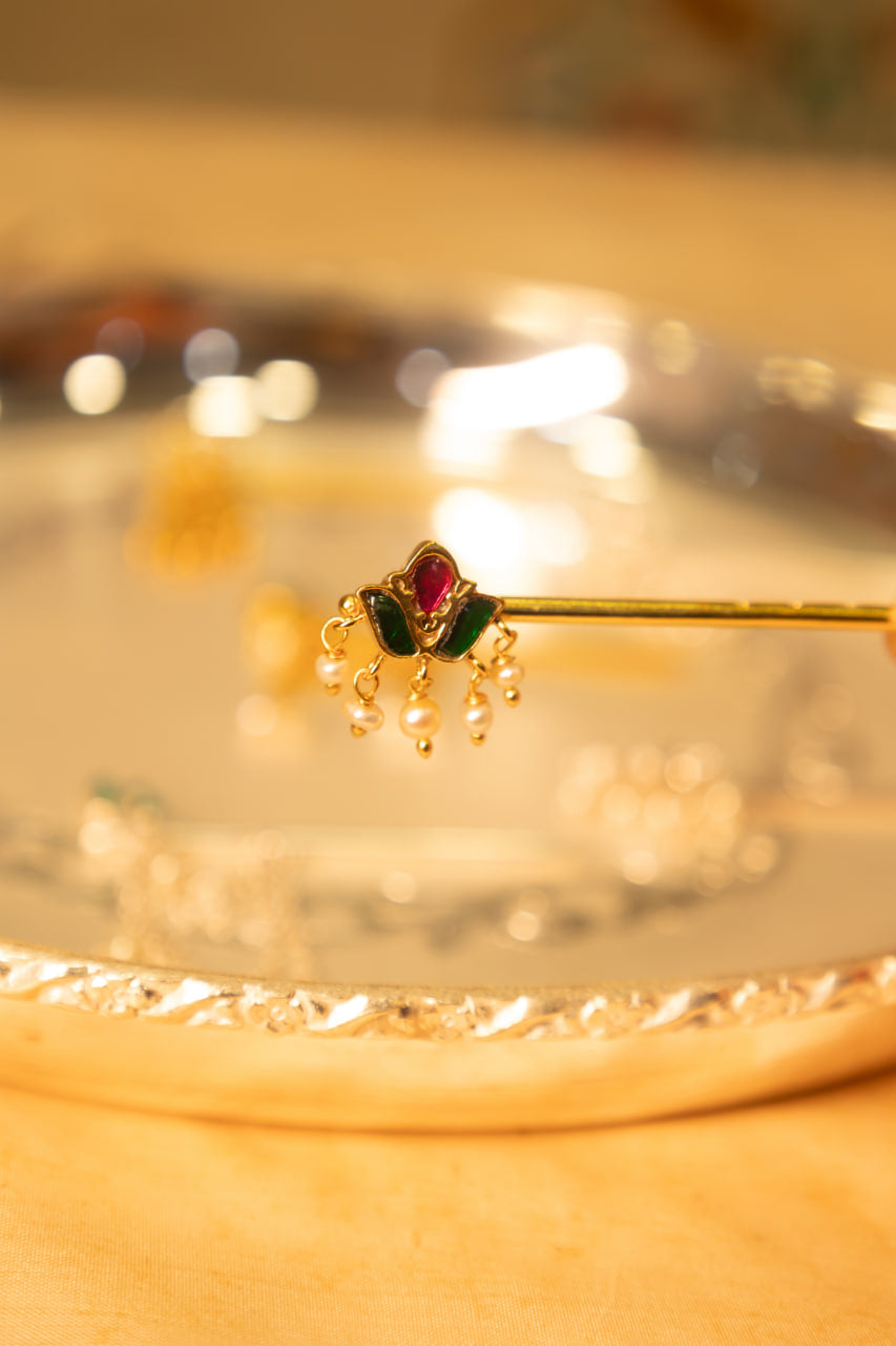 Laddu Gopal Ji Kundan Flora Pearl Drop Gold Plated Murli