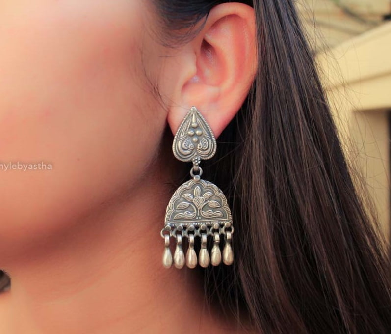 Moh Pan Motif Embossed Tree Earrings