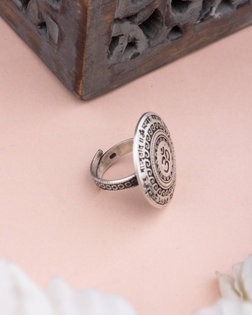 Maha Mrityunjaya Mantra Om Ring