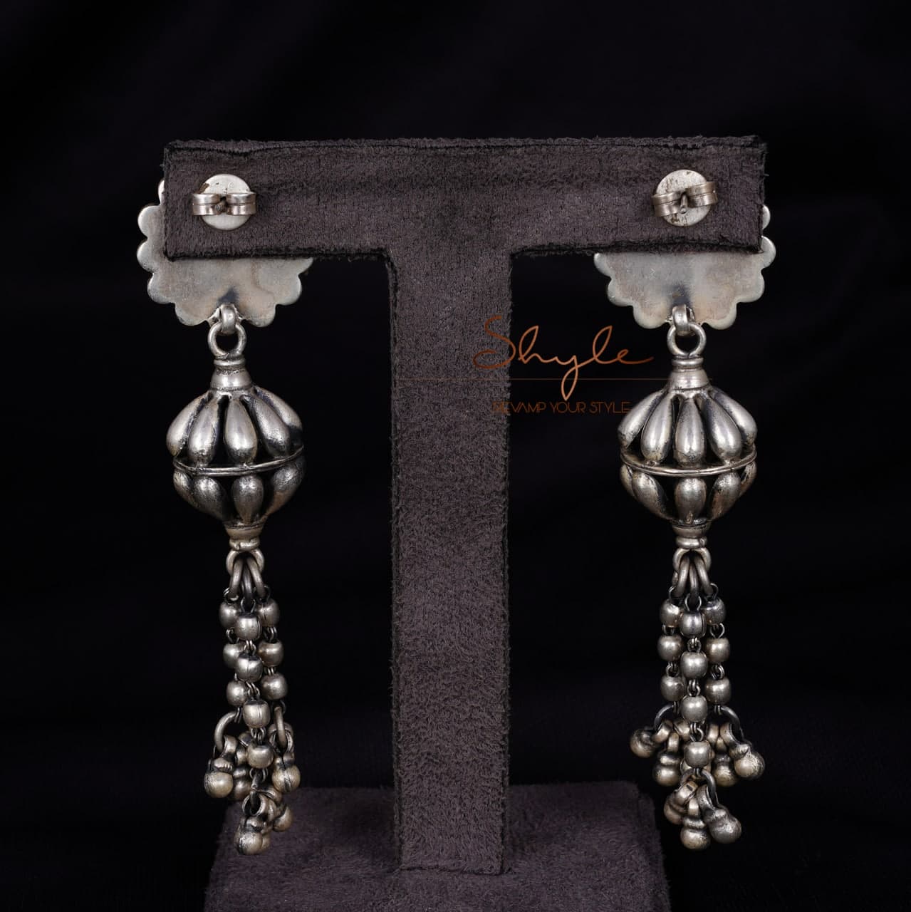 Mizoya Ball Drop Embossed Earrings