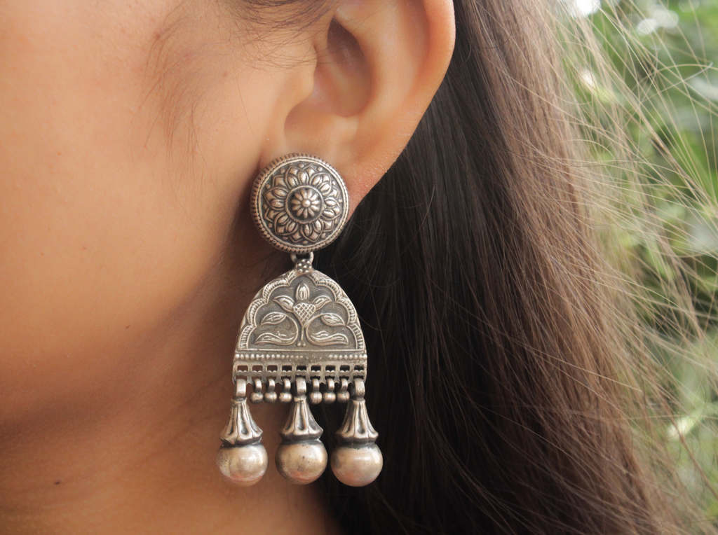 Mizoya Classic Detailed Art Earrings