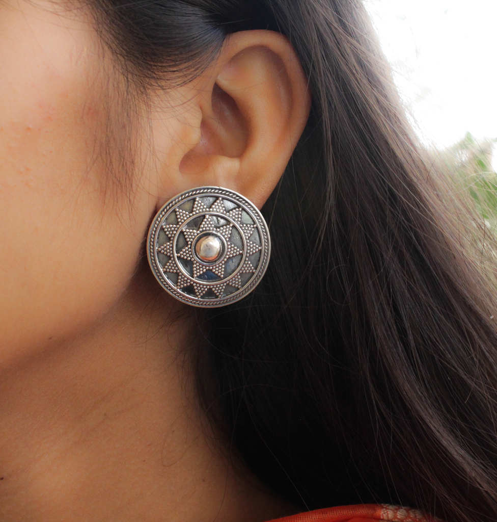 Mizoya Daana work Studs