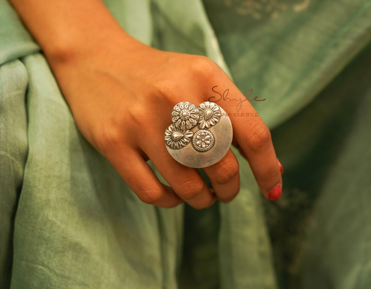 Mizoya Flora Motif Classic Ring
