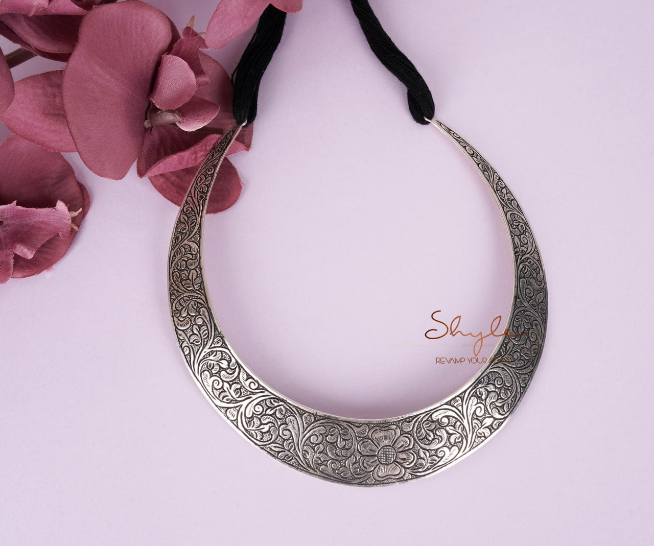 Mizoya Floral Mandaai Intricate Timeless Hasli