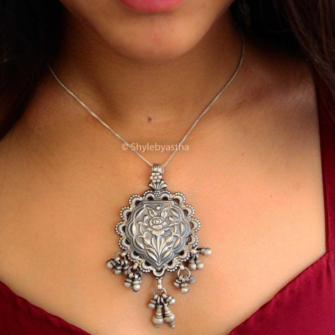 Mizoya Flower Art Ghunghroo Pendant