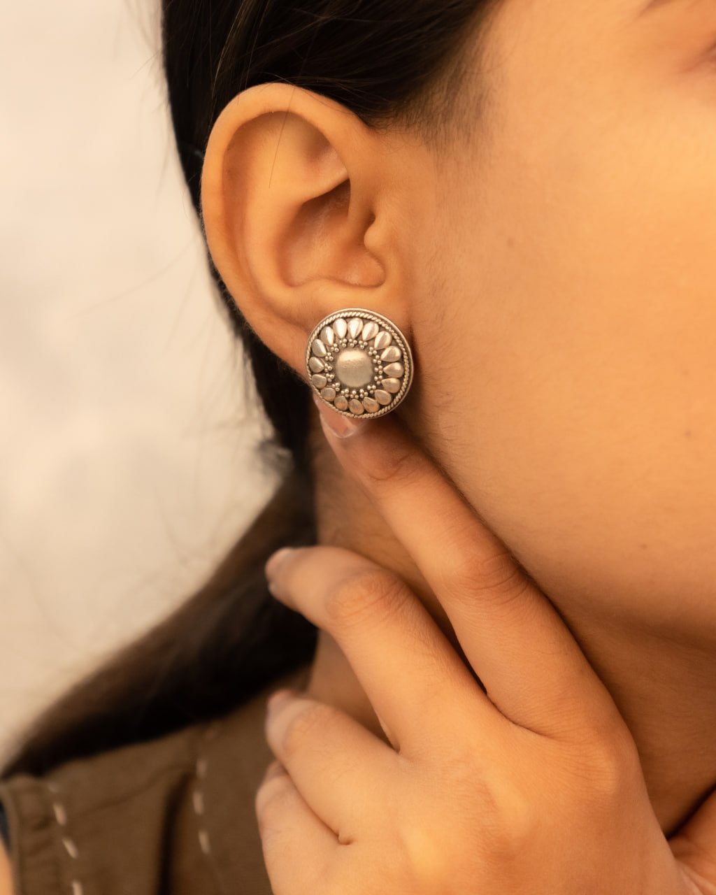 Mizoya Intricate Versatile Stud Earring