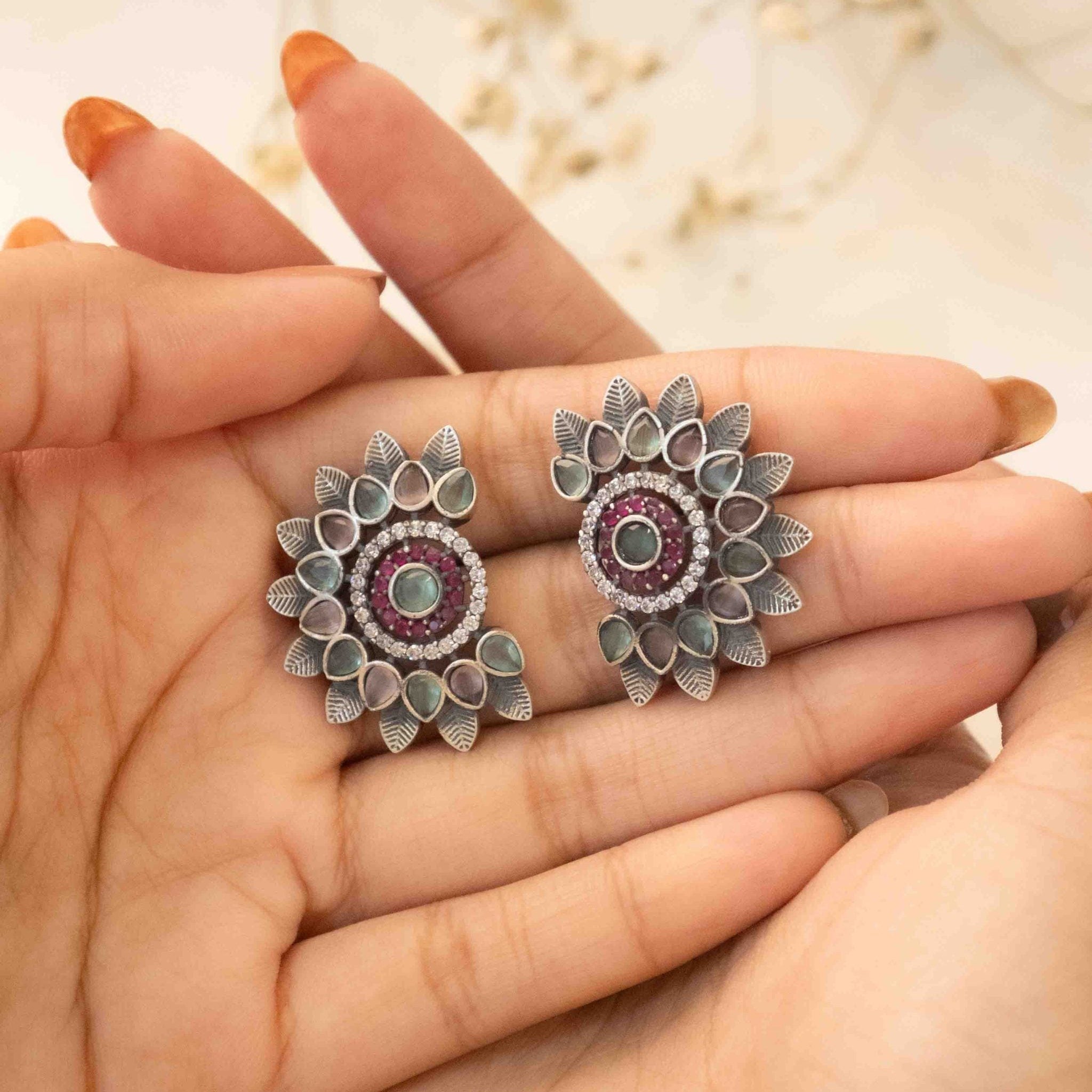 Mizoya Petal Bordered Statement Stud Earring