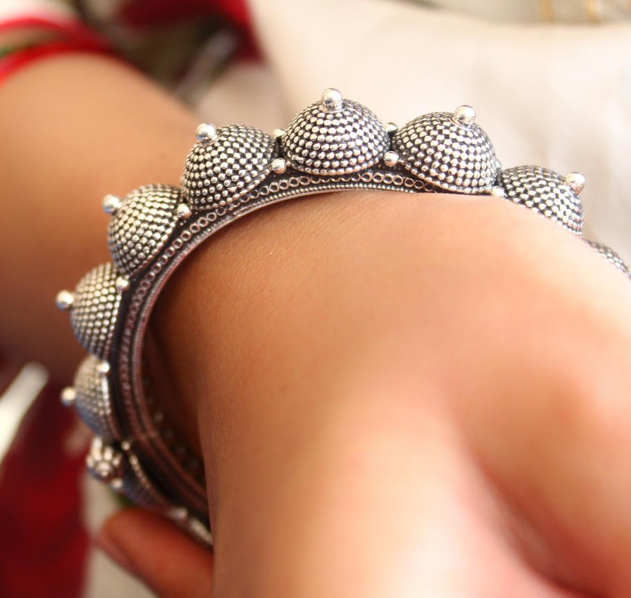 Mizoya Spiked Daana Art Kada