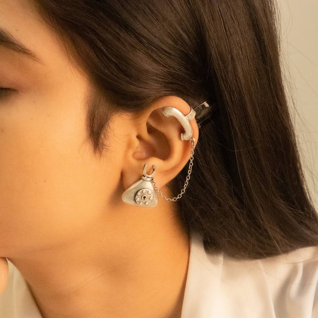 Mizoya Vintage Inspired Telephone Earcuff