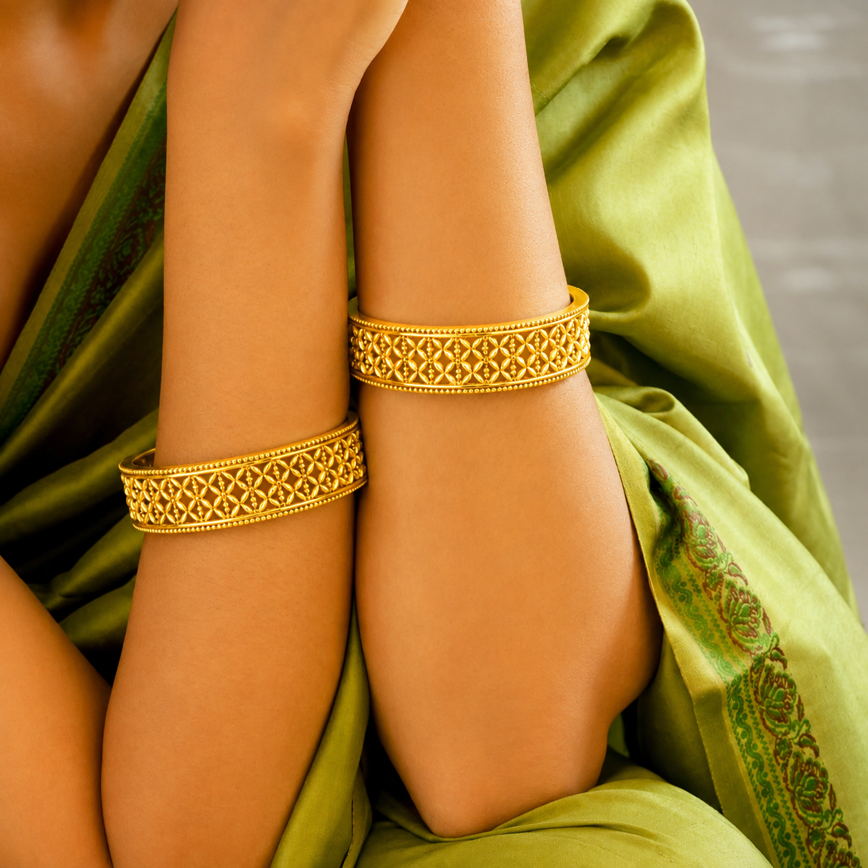 Mizoya Intricate Jali Classic Bangle