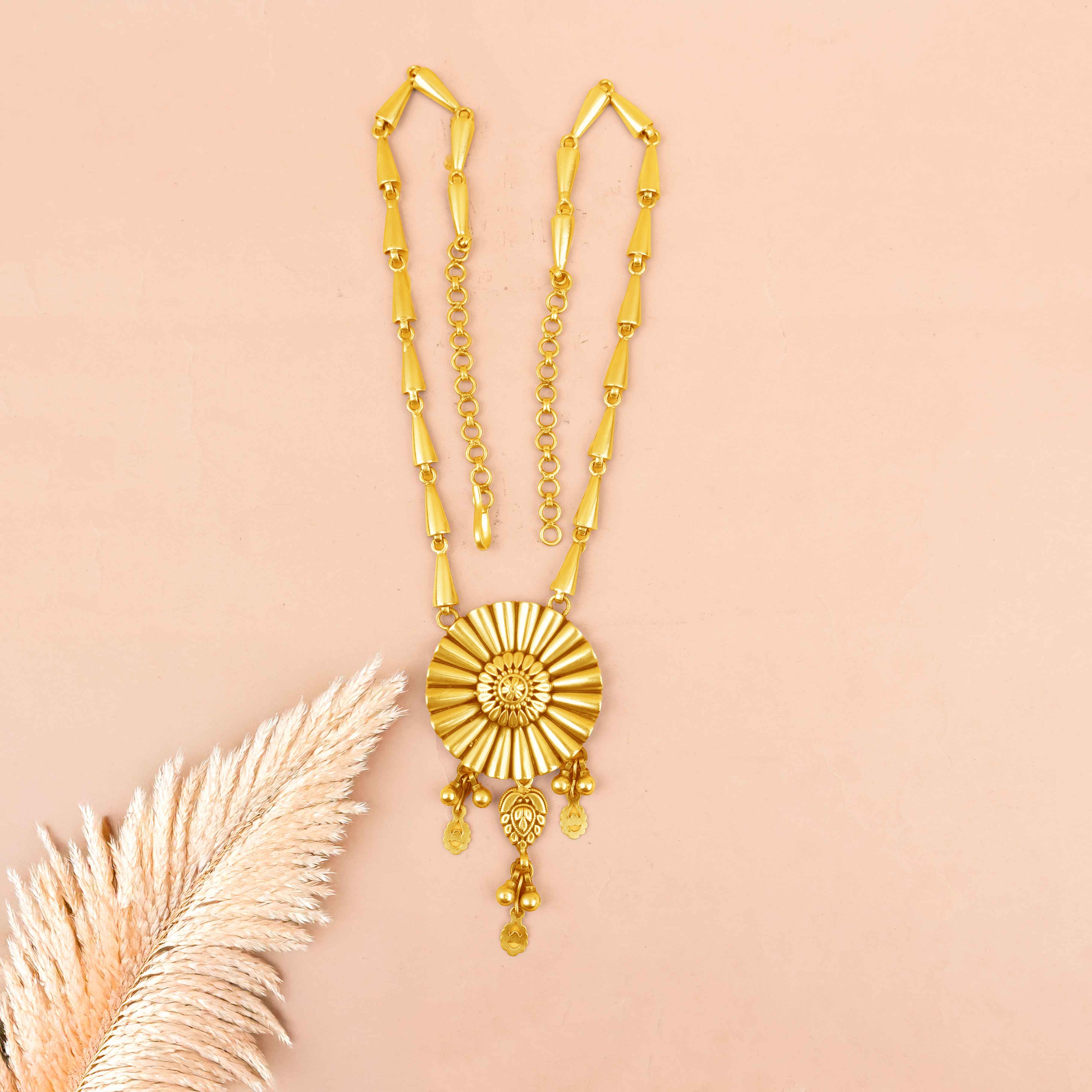 Mizoya Embossed Carved Drop Classic necklace