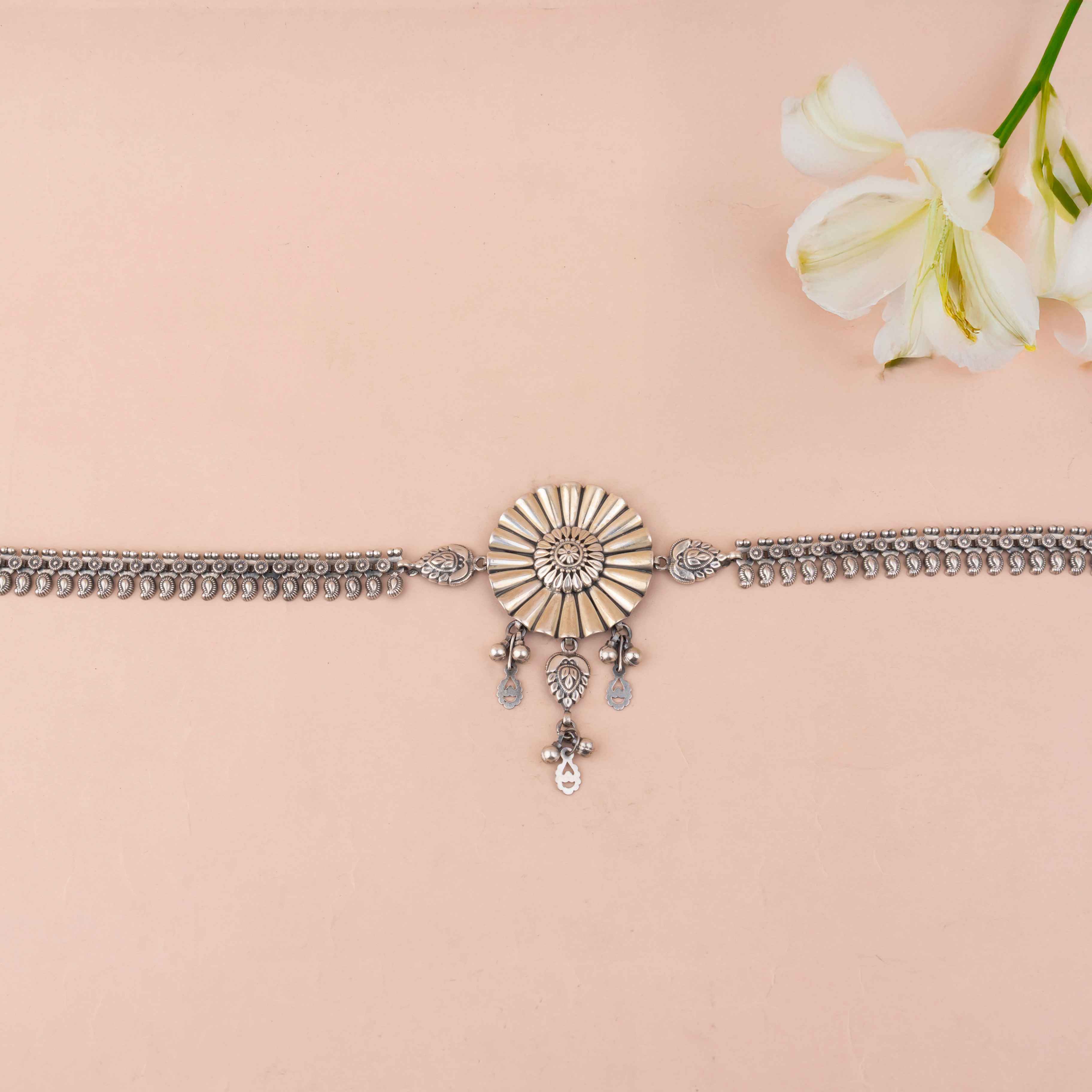 Mizoya Embossed Flower Intricate Crafted Statement Kamarbandh