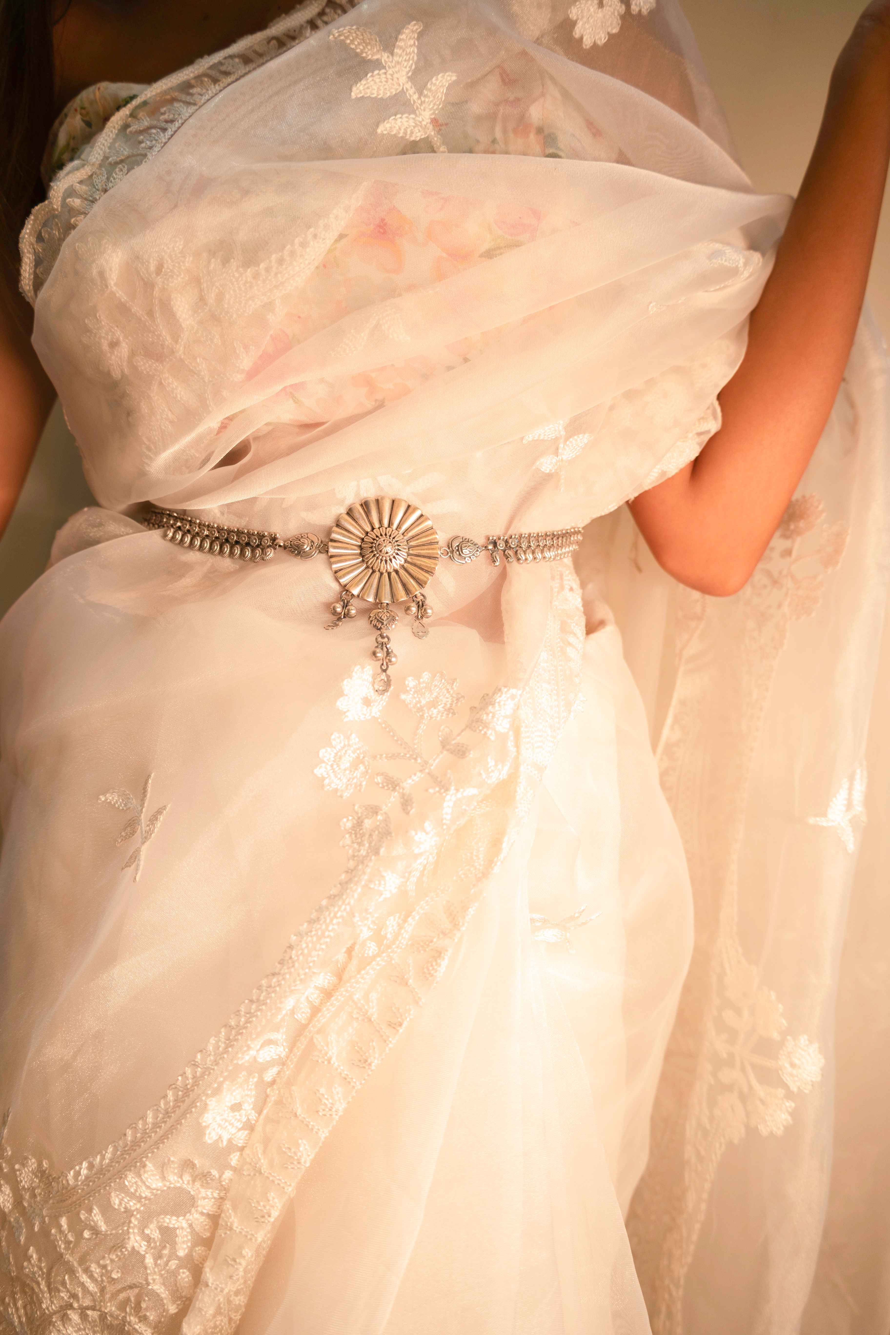 Mizoya Embossed Flower Intricate Crafted Statement Kamarbandh