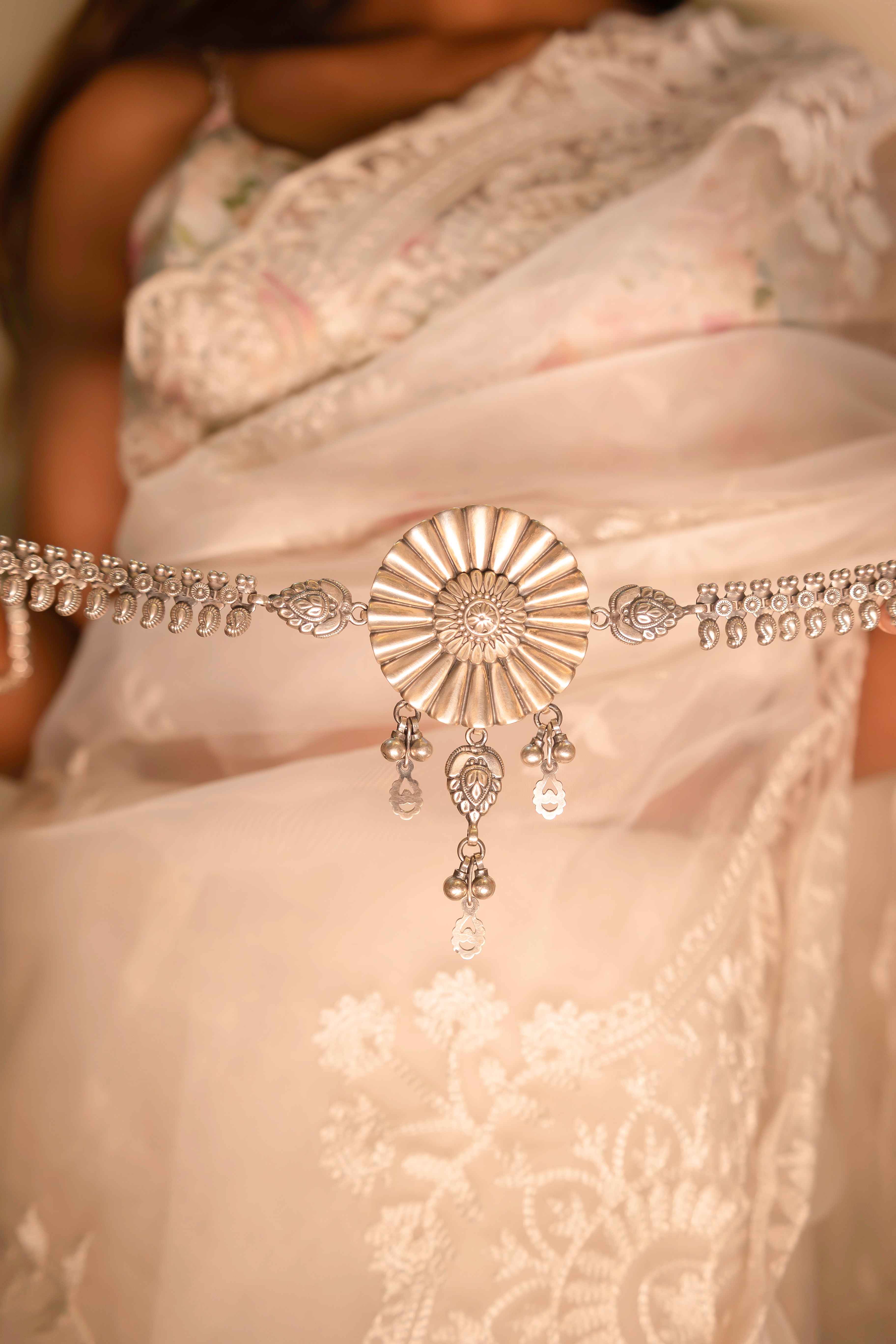 Mizoya Embossed Flower Intricate Crafted Statement Kamarbandh