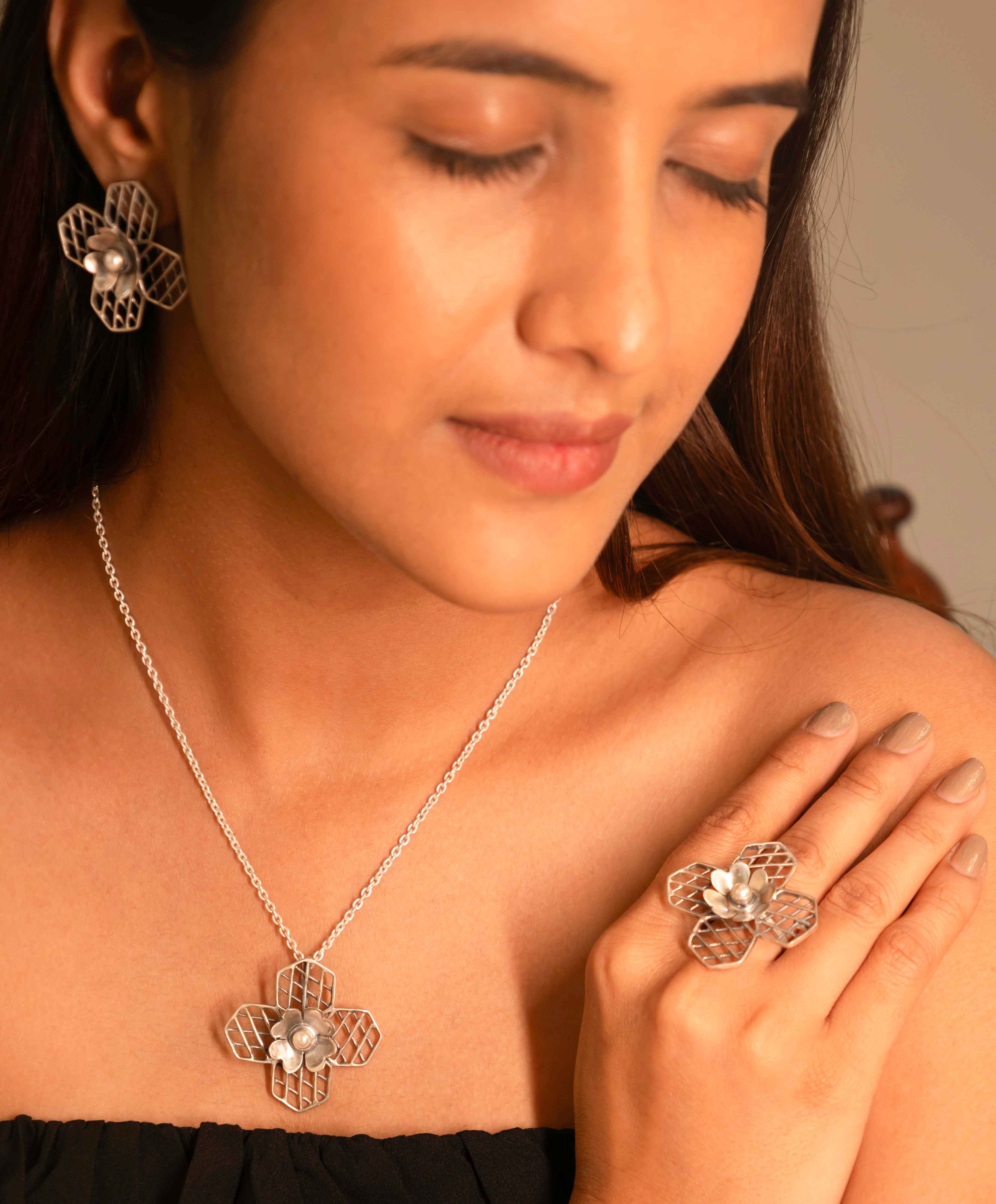 Mizoya Embossed Flower Jali Necklace Earring Ring set