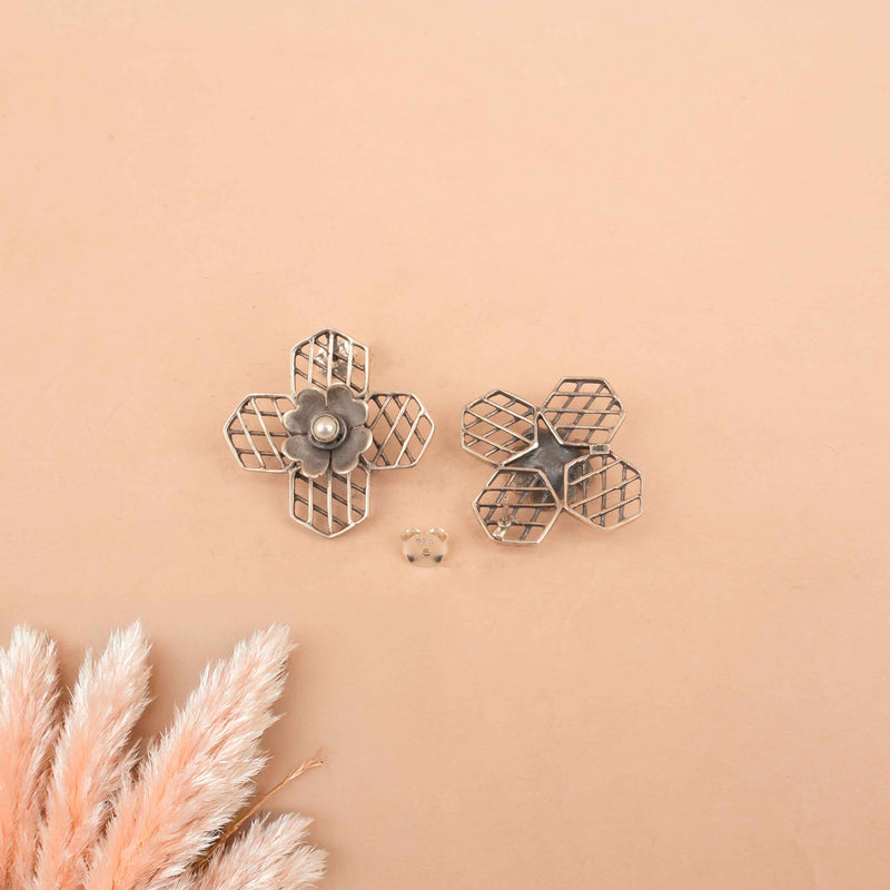 Mizoya Embossed Flower Jali Stud Earring
