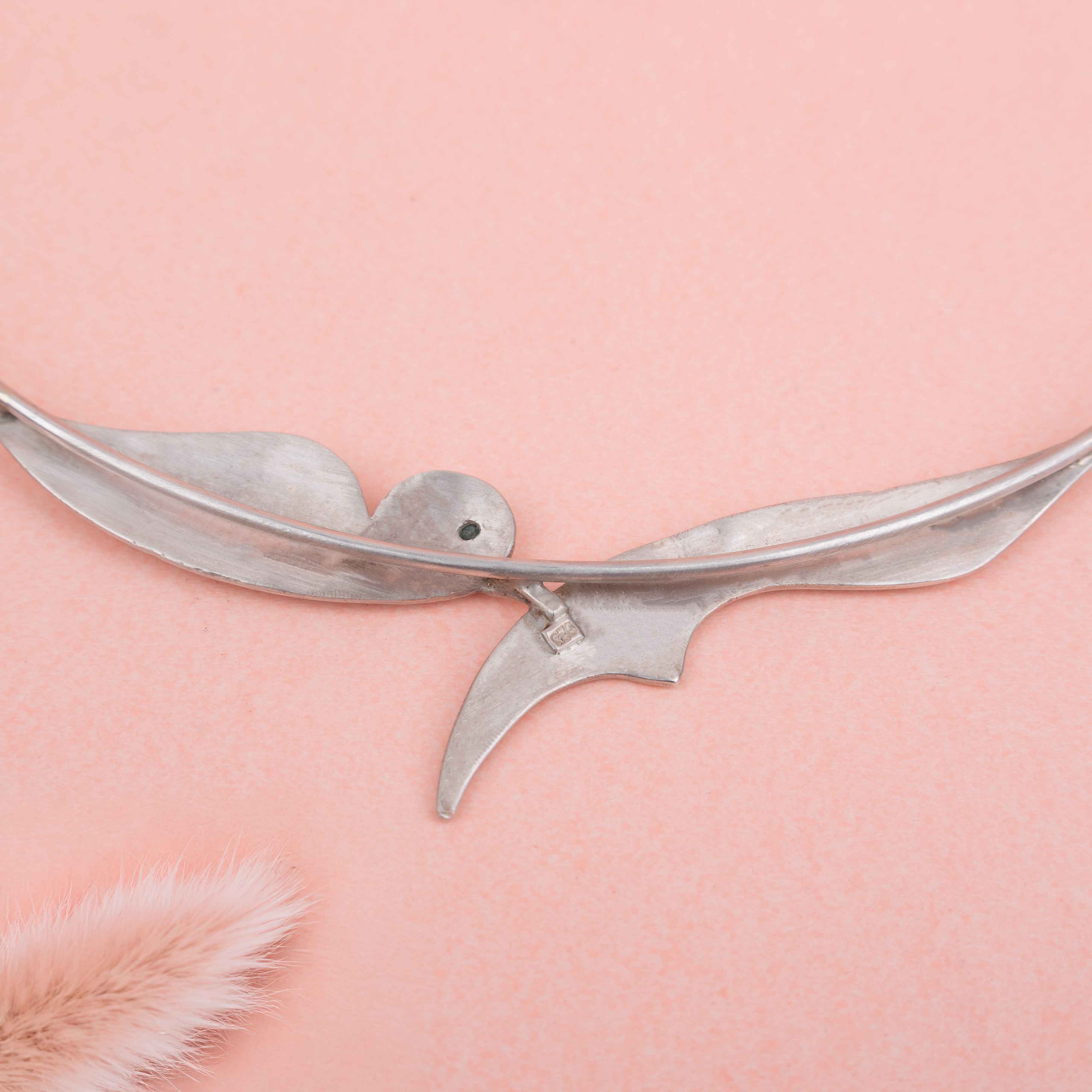 Mizoya Fine Dove Necklace Set