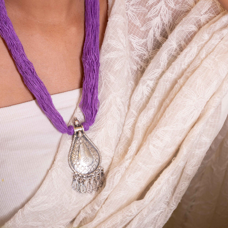 Mizoya Heirloom Leaf Drop Dori Necklace