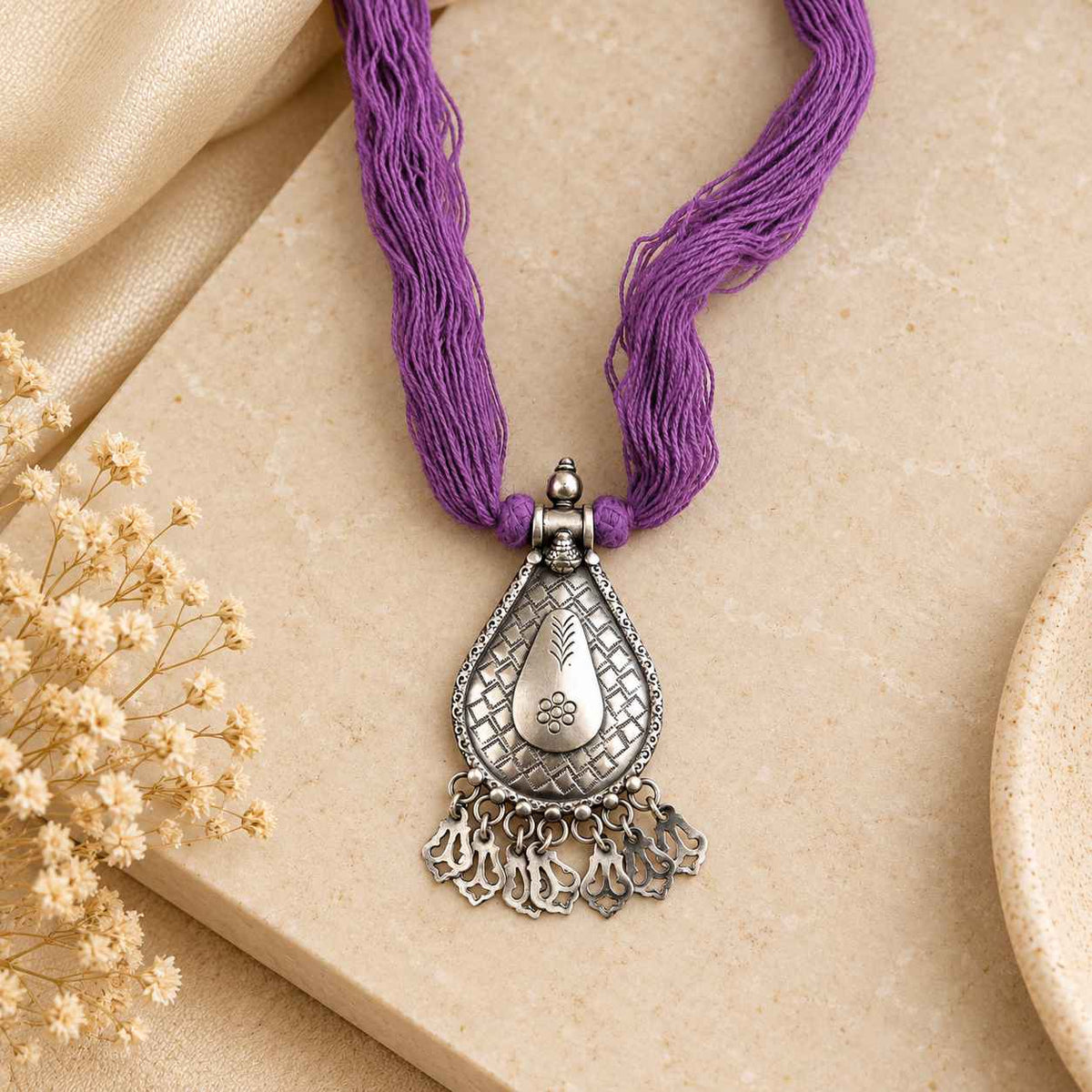 Mizoya Heirloom Leaf Drop Dori Necklace
