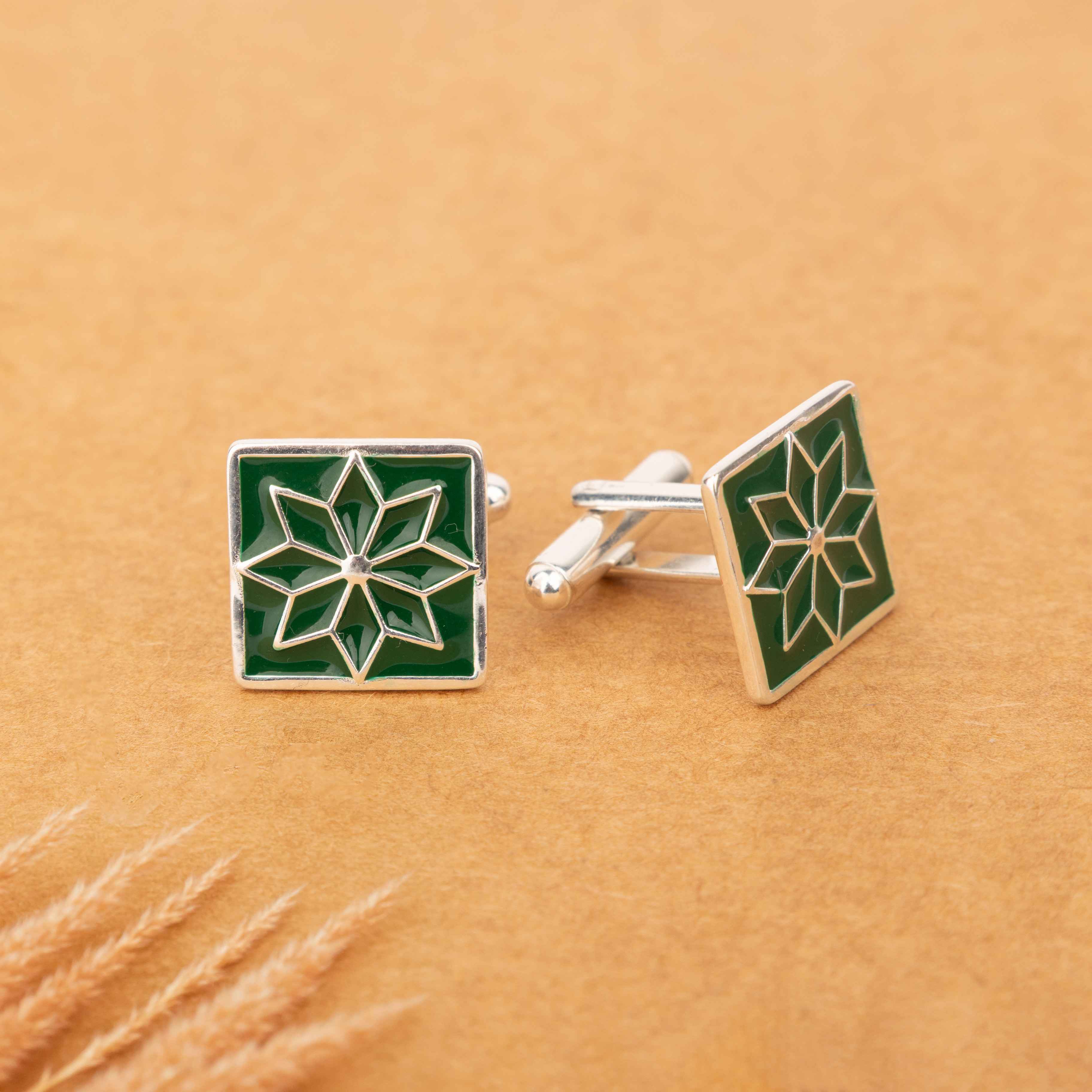 Mizoya Heritage Green Floral Cufflinks