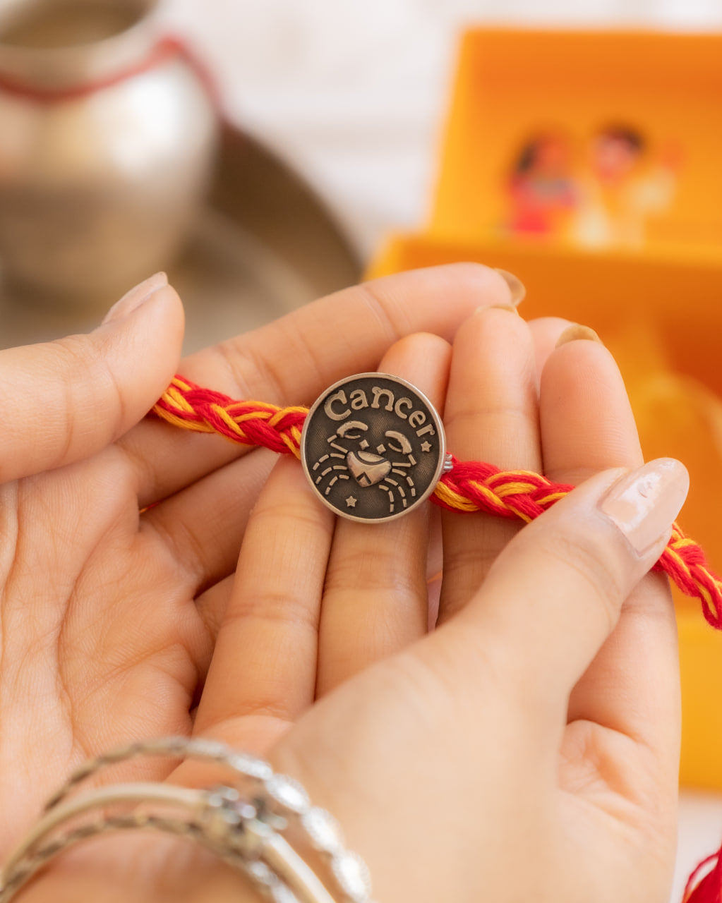 Moh Cancer Sun Sign Brooch Cum Rakhi