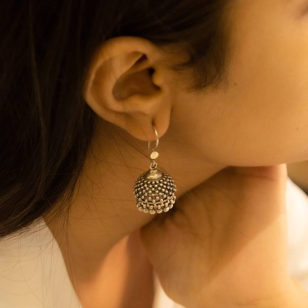 Moh Embossed Jali Fish Hook Jhumki