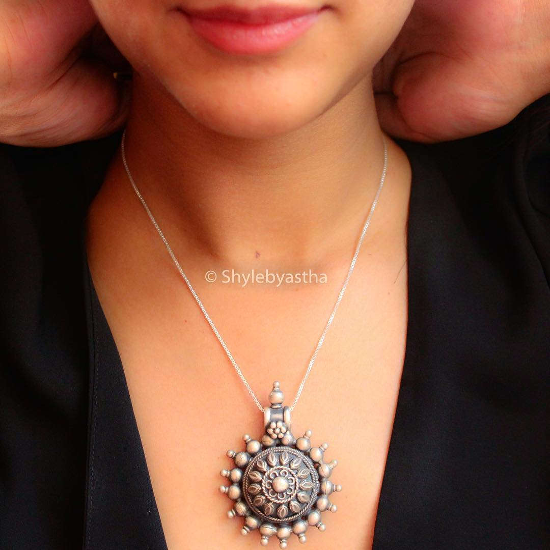 Moh Embossed Spiked Pendant