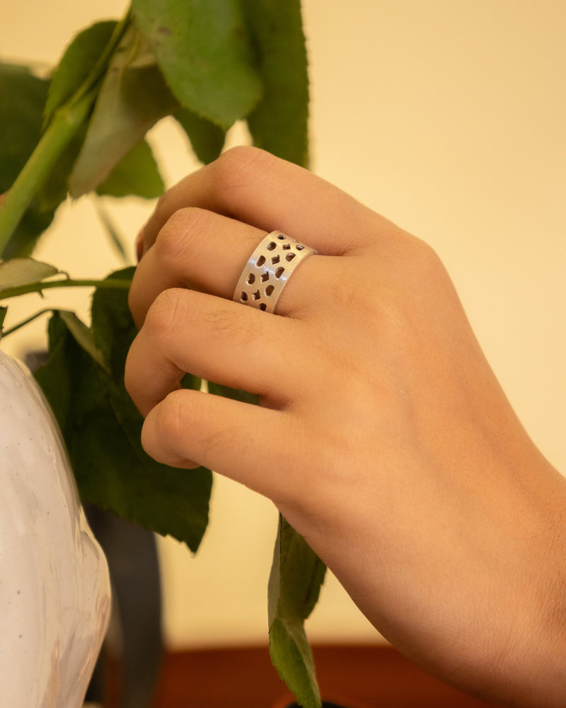 925 pure silver fine carved band ring, alternate view
