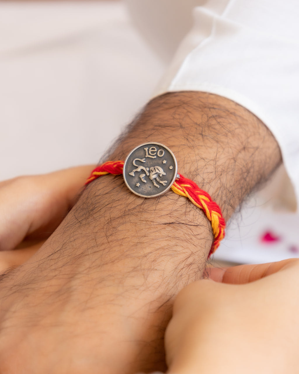 Moh Leo Sun Sign Brooch Cum Rakhi