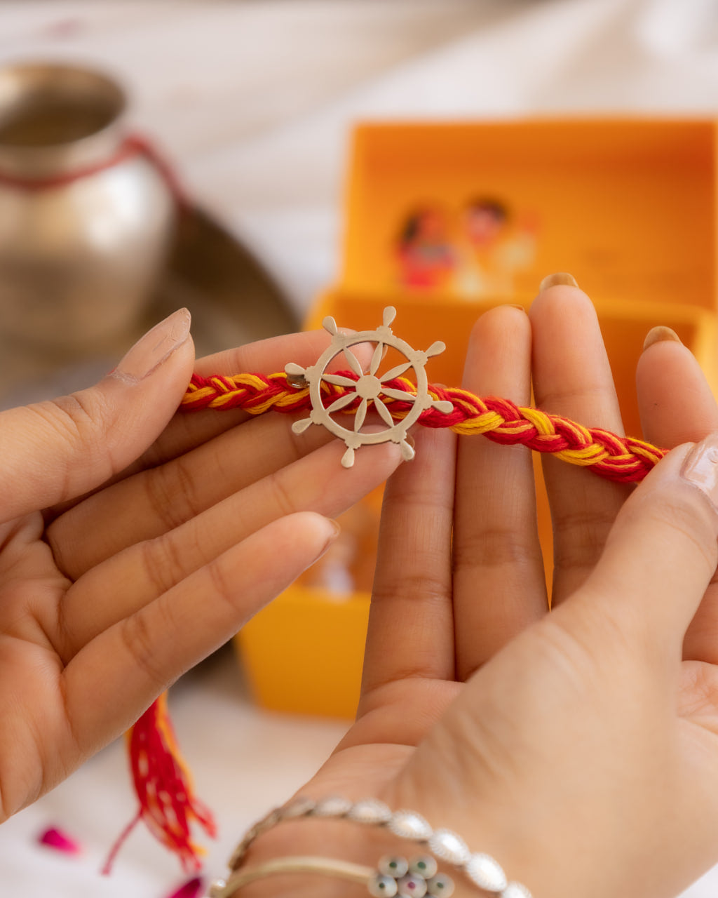Moh Ship Handle Brooch Cum Rakhi
