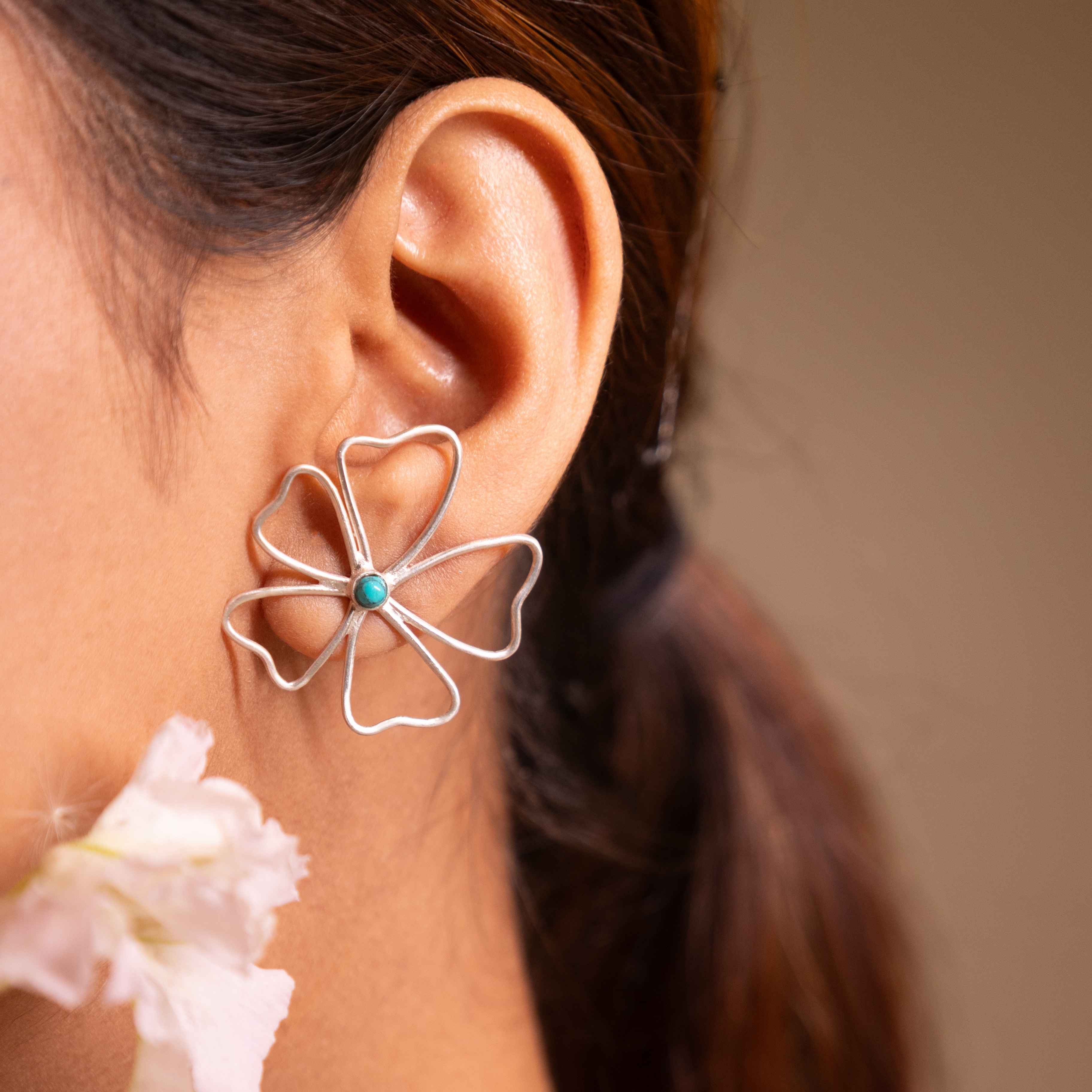 Moh Bloom Flora Stud Earring