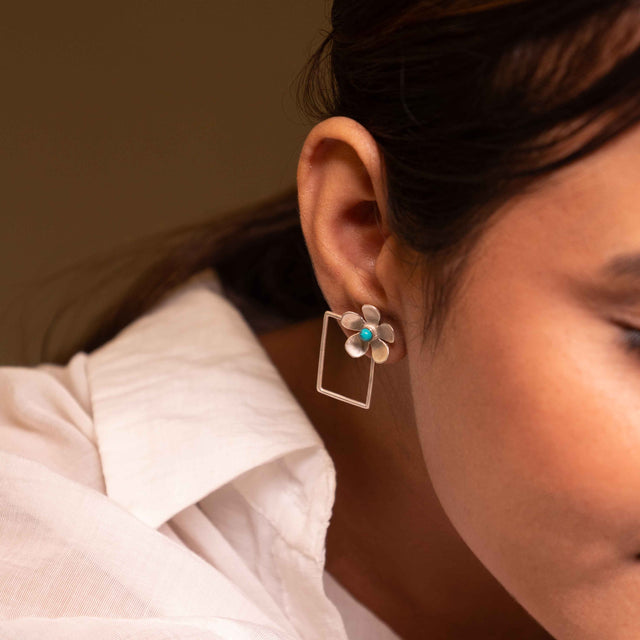 Moh Bloom Frame Stud Earrings